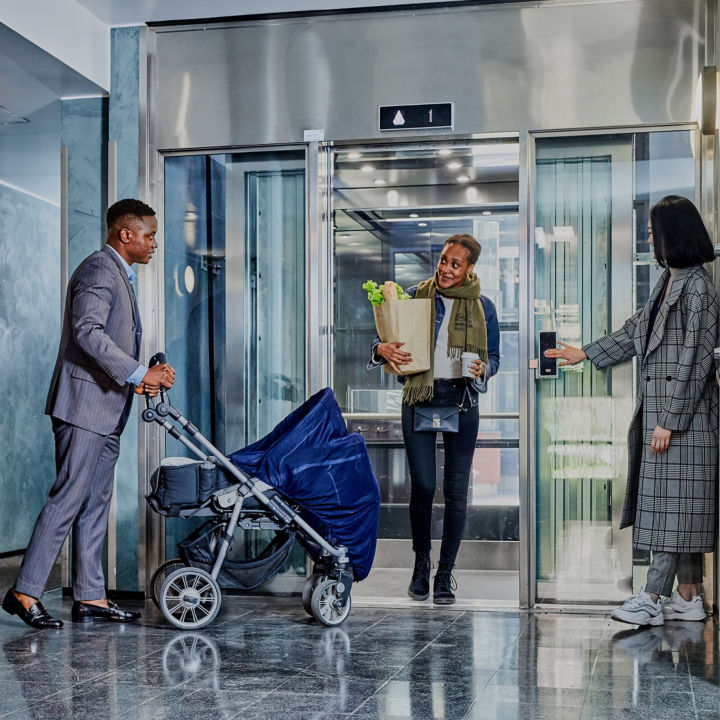 KONE_elevator_in_residential_building_01:720x720%281-1%29