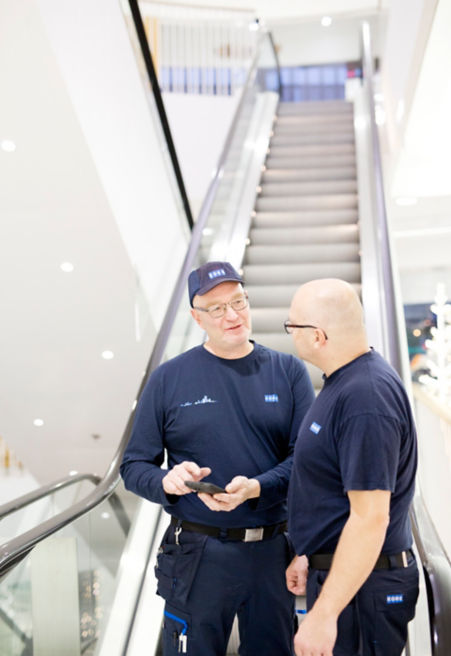 KONE_service-technicians-4:451x656%2811-16%29