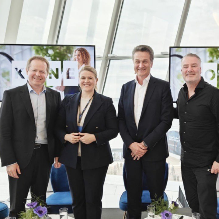 Karla_Lindahl2:720x720%281-1%29