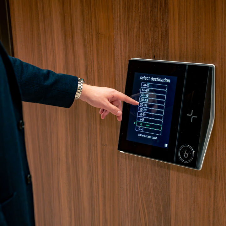 Karlatornet-DSC03534:720x720%281-1%29