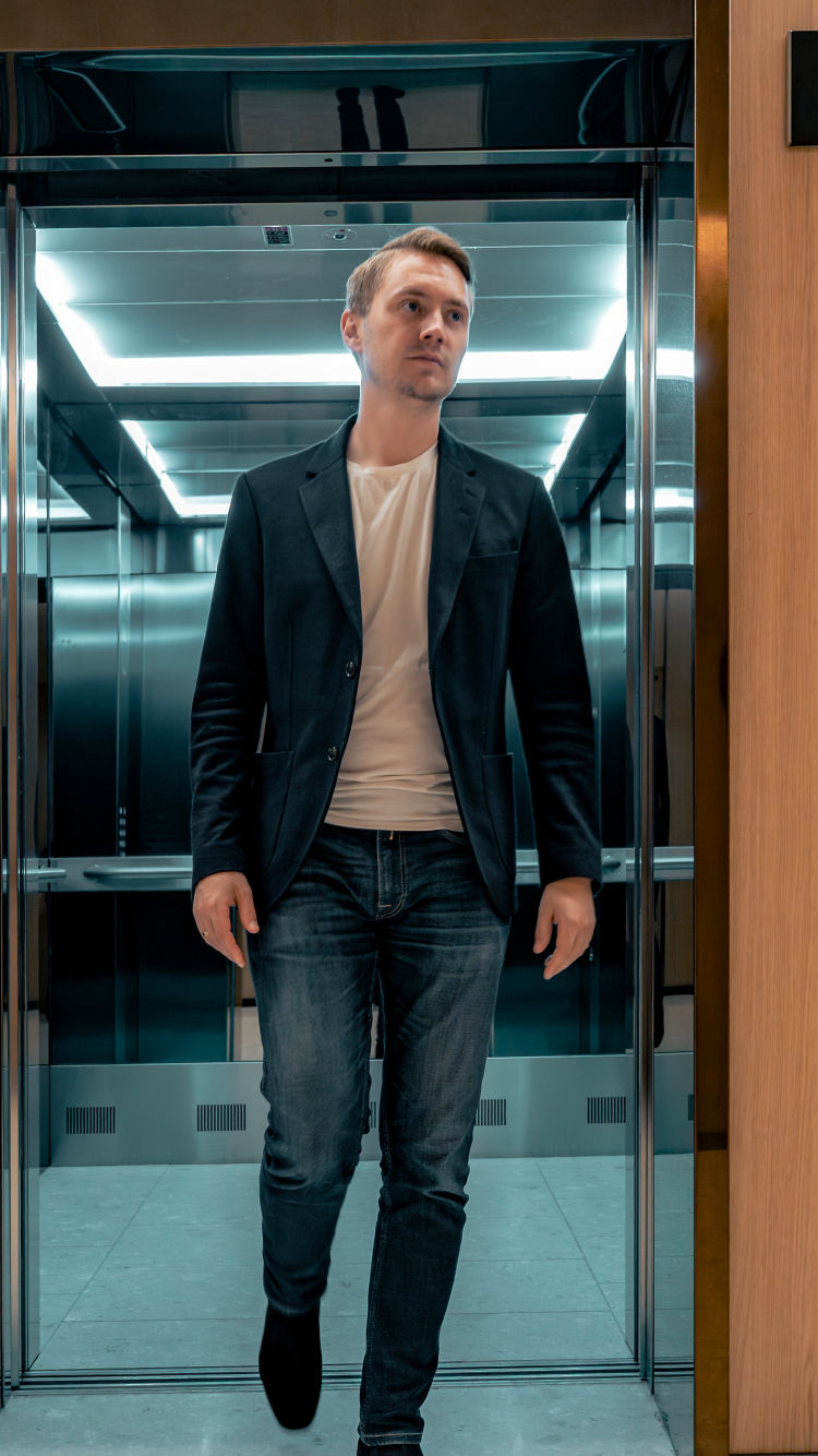 Karlatornet-DSC03671:750x1334