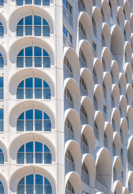 La-Porte-Bleue-Pietri-Architectes