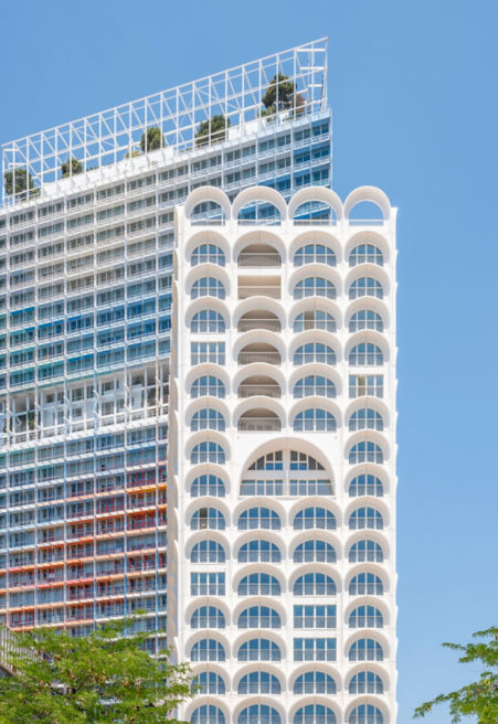 La-Porte-Bleue-Pietri-Architectes