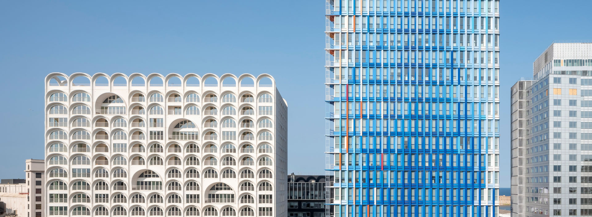 La-Porte-Bleue-Pietri-Architectes