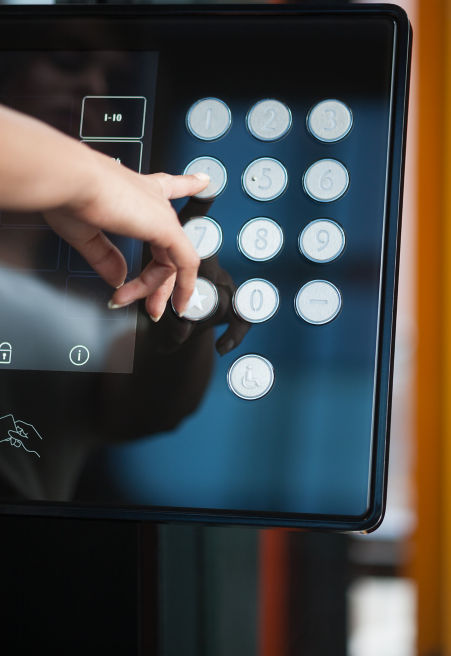 Leadenhall_Destination_control:451x656%2811-16%29