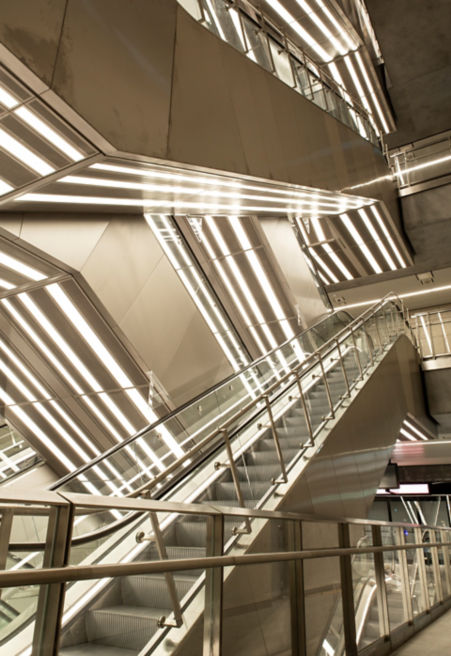 Lights_in_Copenhagen_Metro_M3_Cityringen_Marmorkirken:451x656%2811-16%29