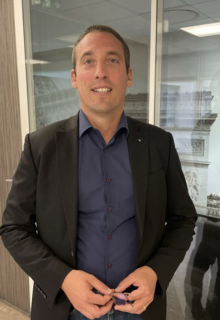 Mathieu-profile:451x656%2811-16%29