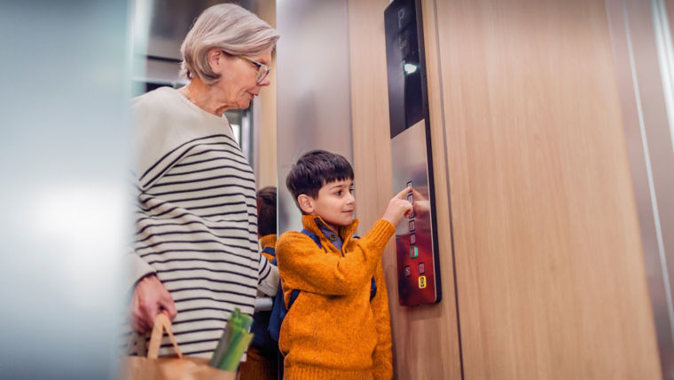 Mod_com_4-1:760x428%2816-9%29