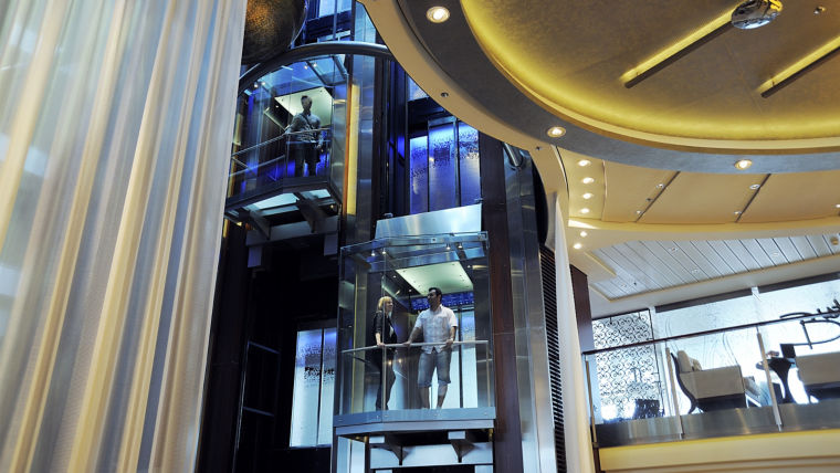 People_Material-Flow_6:760x428%2816-9%29