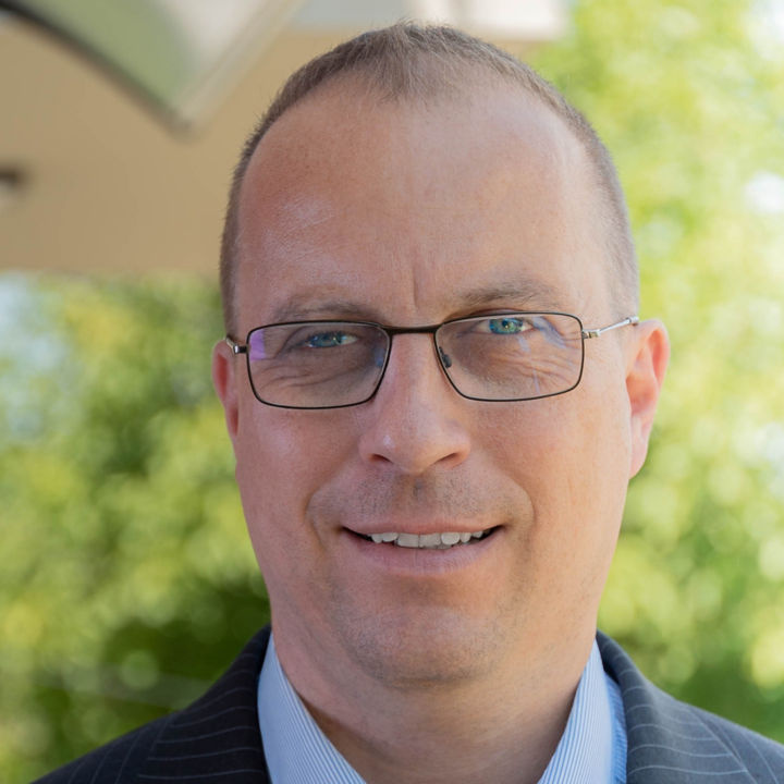 Peter_Szabo:720x720%281-1%29