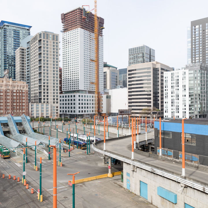 _D8I2730:720x720%281-1%29