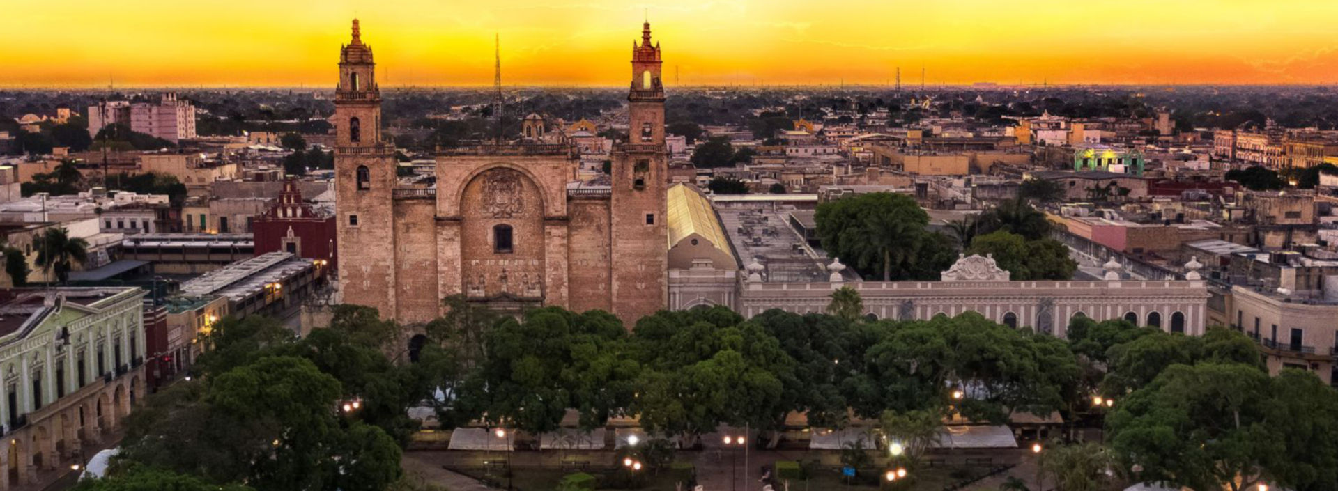 Ciudad de Mérida al atardecer