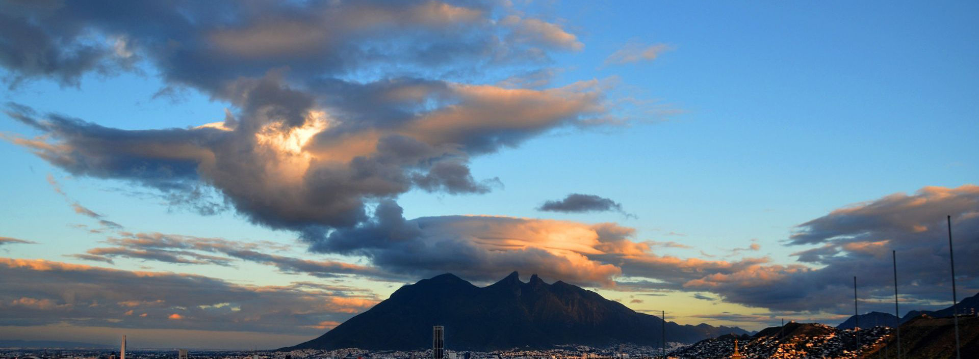 Vista panorámica de ciudad de Monterrey