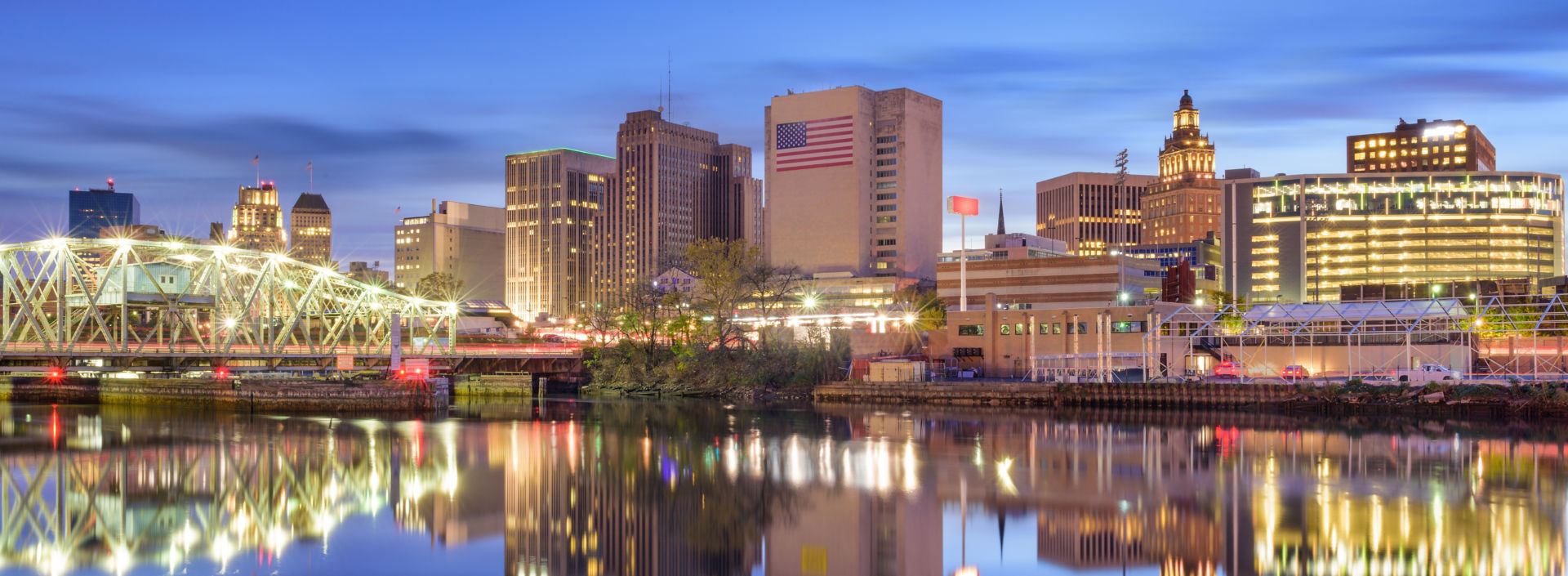 newark-new-jersey-skyline-2021-08-26-18-13-05-utc:1920x705%28hero%29