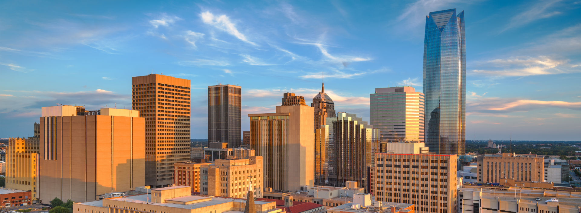 oklahoma-city-oklahoma-usa-downtown-skyline-2021-08-26-18-13-16-utc:1920x705%28hero%29