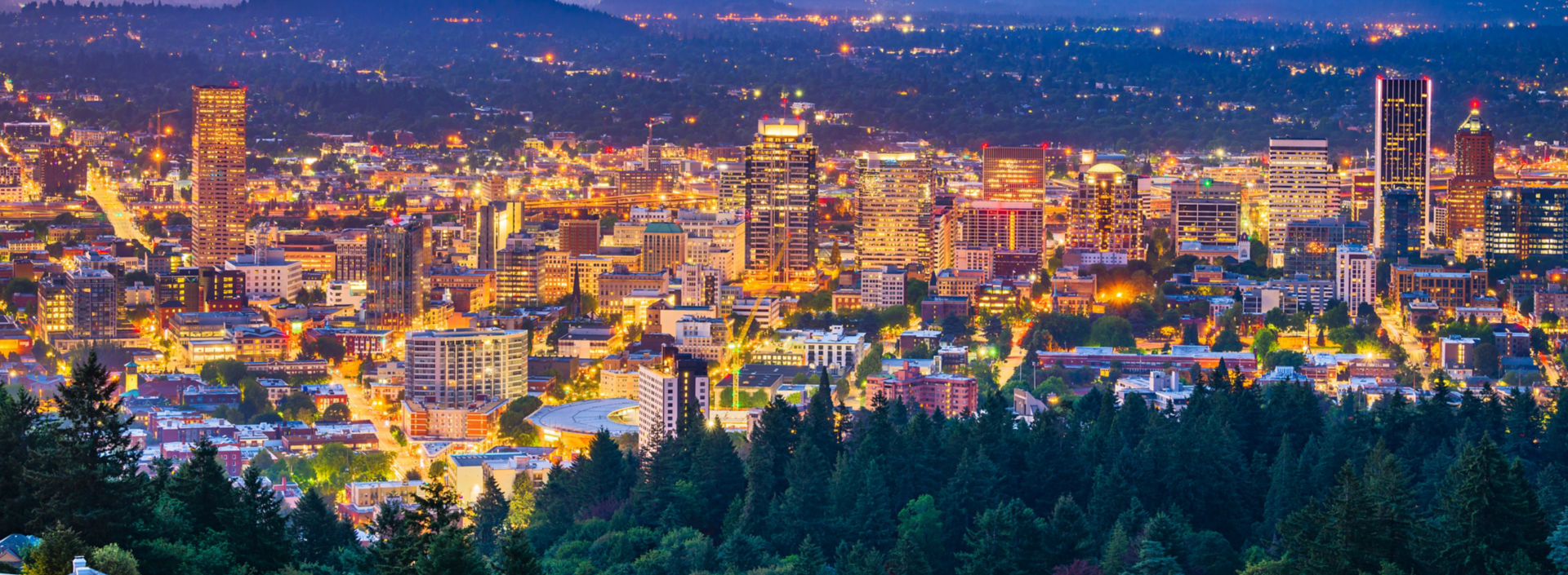 portland-oregon-usa-skyline-2021-08-26-18-13-11-utc:1920x705%28hero%29