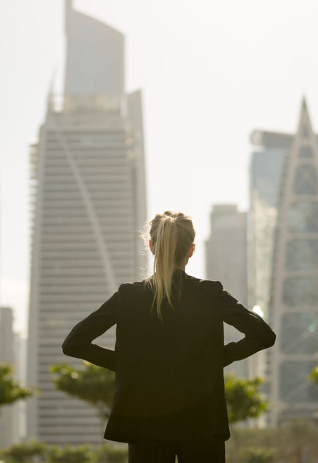 shutterstock_1963170931:451x656%2811-16%29