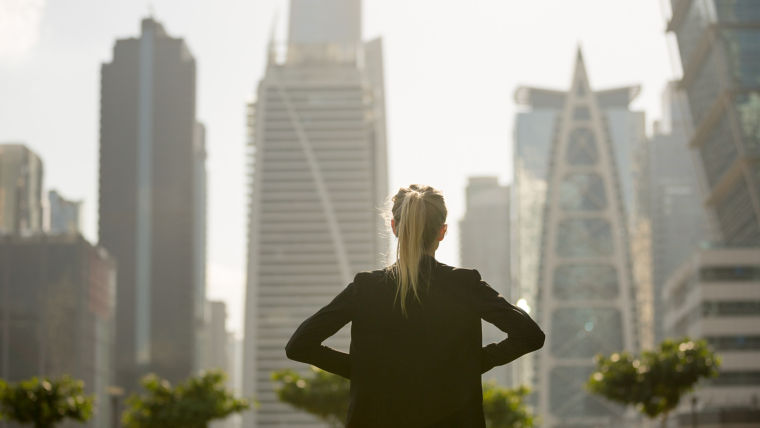 shutterstock_1963170931:760x428%2816-9%29