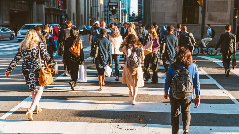 shutterstock_2107119431:760x428%2816-9%29