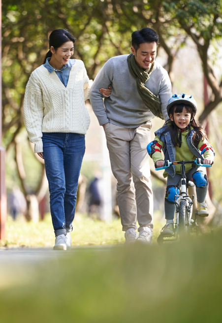 shutterstock_2184806727:451x656%2811-16%29