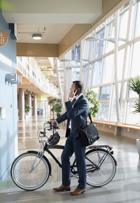 shutterstock_2215671247:451x656%2811-16%29