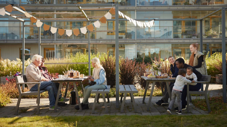 shutterstock_offset_2226779905:760x428%2816-9%29