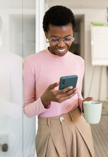 shutterstock_offset_2451101977:451x656%2811-16%29