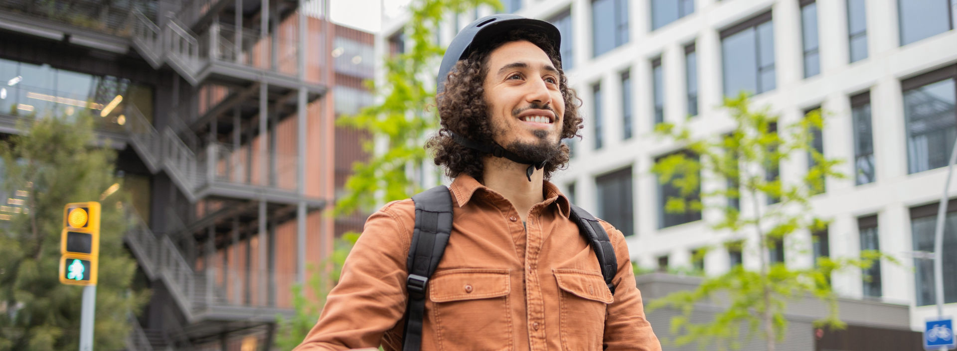 shutterstock_offset_2460285569-1:1920x705%28hero%29