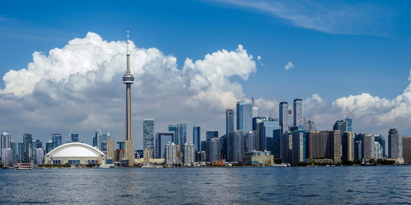 toronto-ontario-cityscape-2021-09-01-22-38-15-utc:1400x700