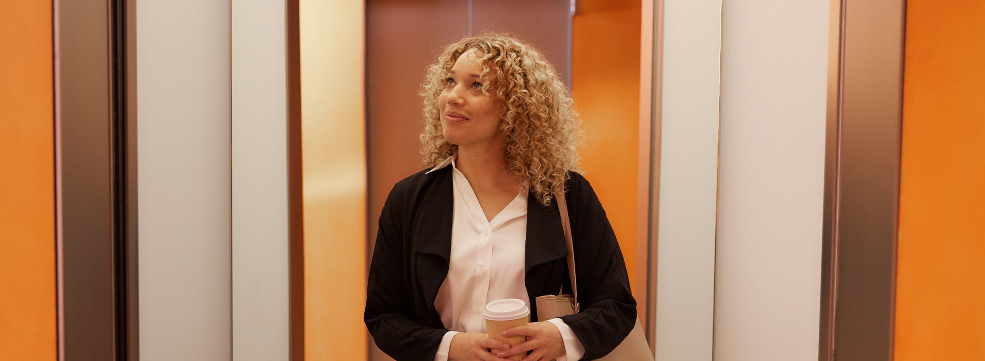 xbl_consideration_solution-clarification_mono30_landing-page_header:1920x705%28hero%29