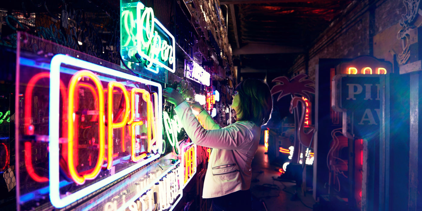 Wall-of-lights:1400x700