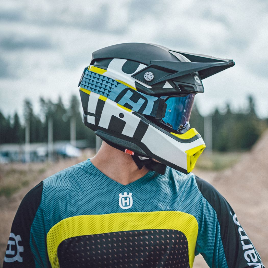 Husqvarna motocross sales clothing