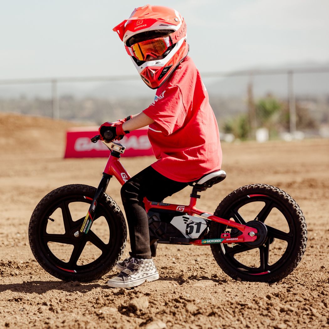 GAS GAS Bicicleta Eléctrica Infantil MC-E 1.12 rojo / blanco - Sportpasión  Cycling