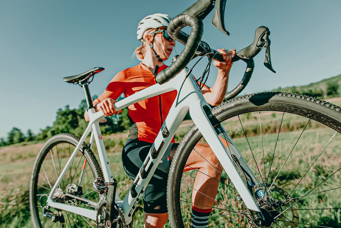 Aprende a elegir el mejor sillín de bicicleta para mujer - FETRI