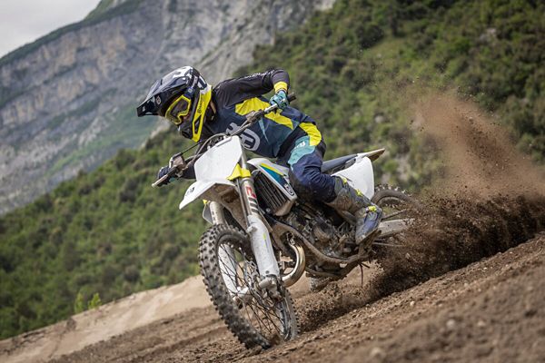 MY2025_TC85 | Husqvarna 日本