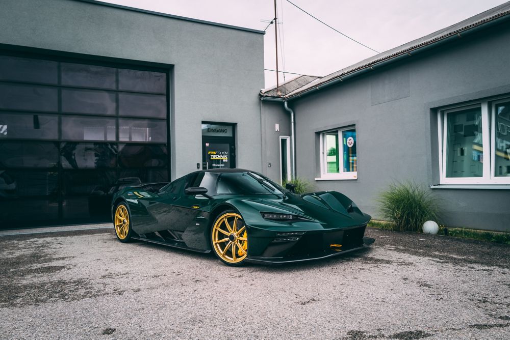 ZERO TO ONE HUNDRED: KTM REACHES MILESTONE IN KTM X-BOW GT-XR
