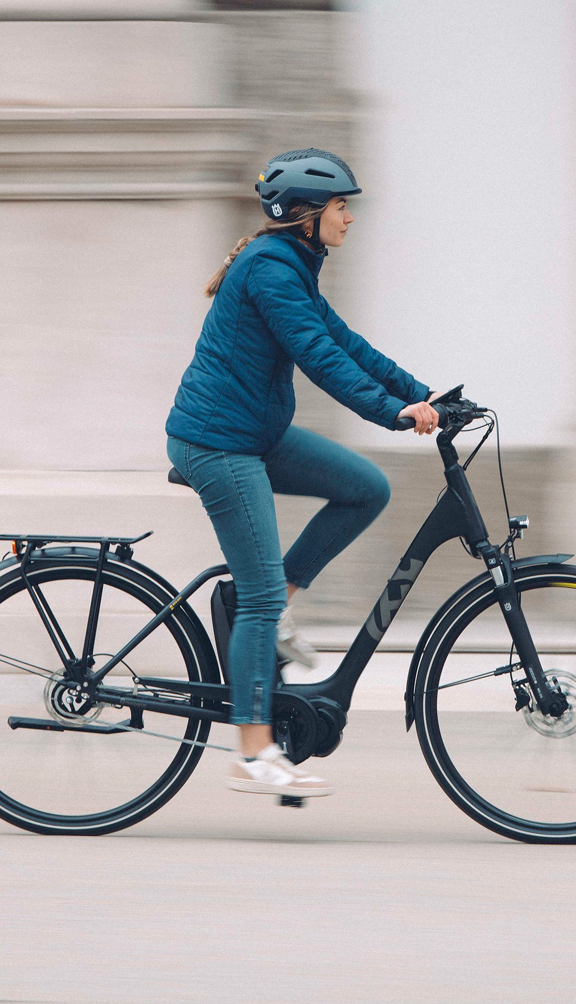 Vélo électrique grande autonomie – Husqvarna Eco City 2 CB 418 Wave