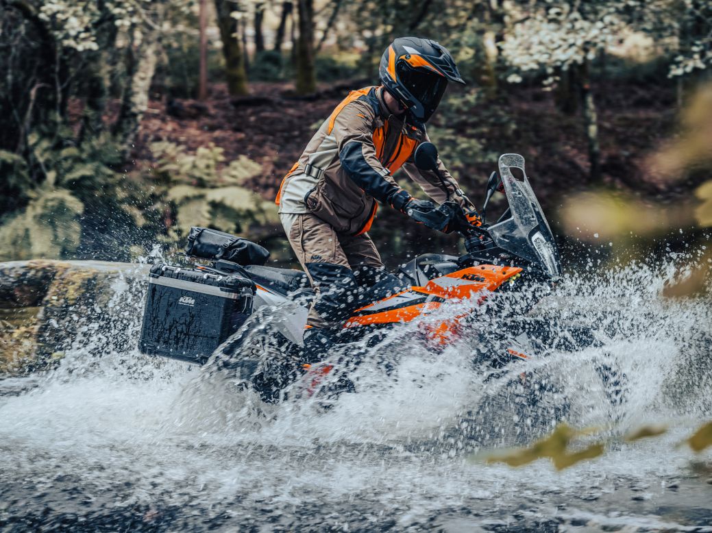 Ktm adventure store 125