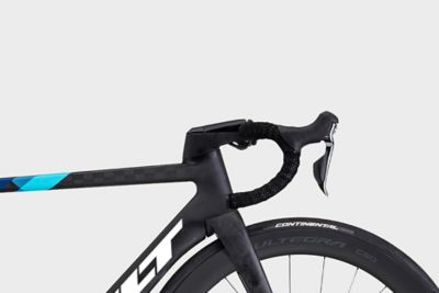 AR-FRD-ULTEGRA-Di2-cockpit