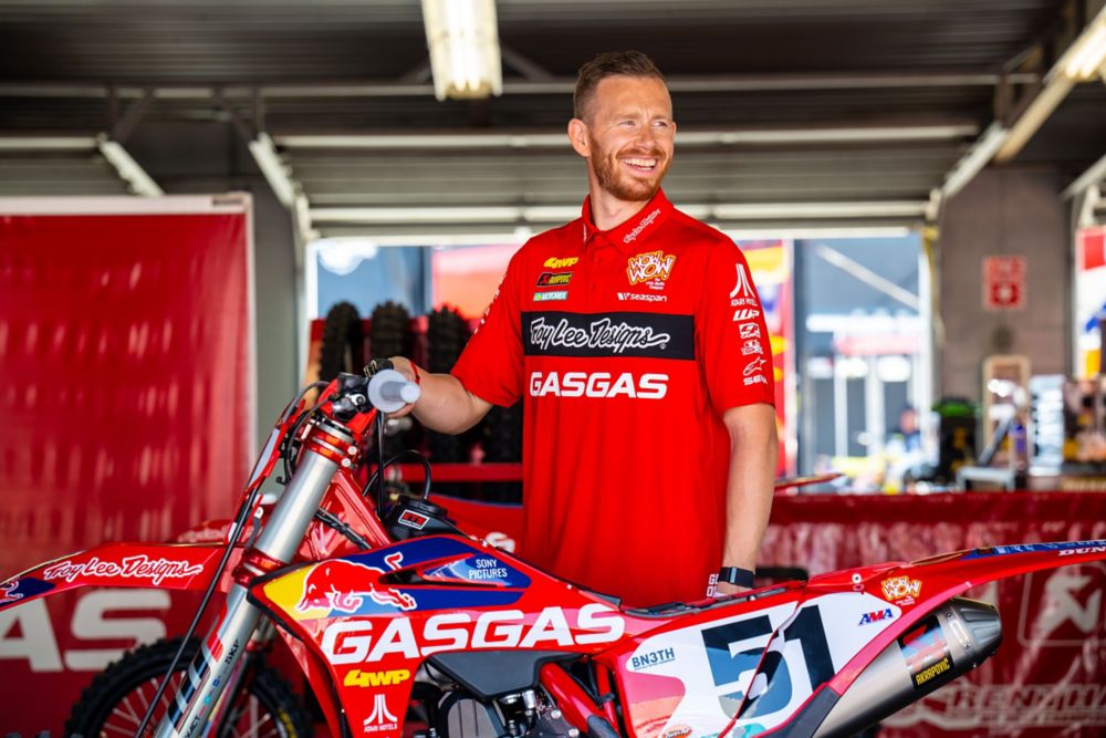 ALL-NEW GASGAS TROY LEE DESIGNS COLLECTION IS BIGGER AND BOLDER