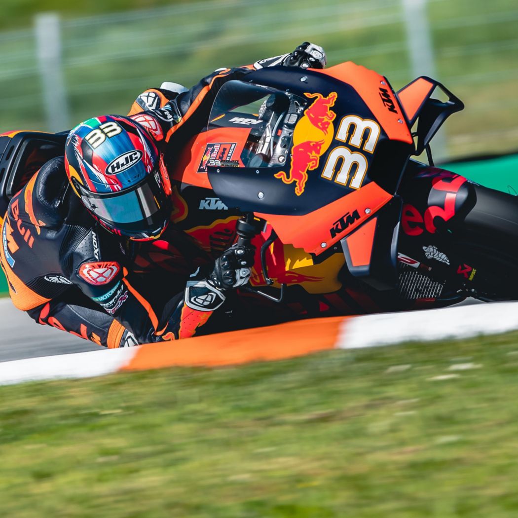 KTM TAKES HISTORIC MOTOGP™ VICTORY IN BRNO