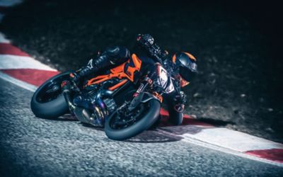 KTM SHOW OFF NEW TRIPLE MODEL THREAT AT EICMA 2019