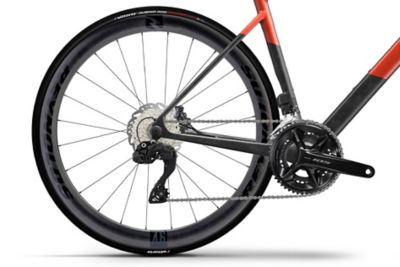 FELT-24-VR-ADV-105-Di2-fast-orange-shifting