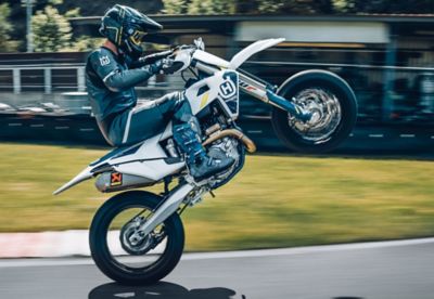 Built for competition – Husqvarna Motorcycles FS 450 available now