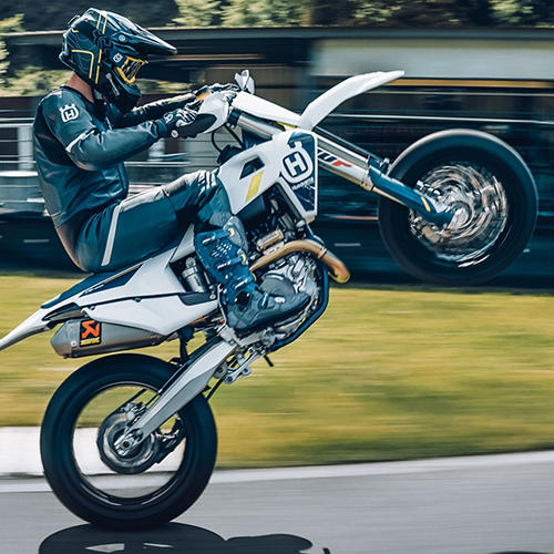 Built for competition – Husqvarna Motorcycles FS 450 available now