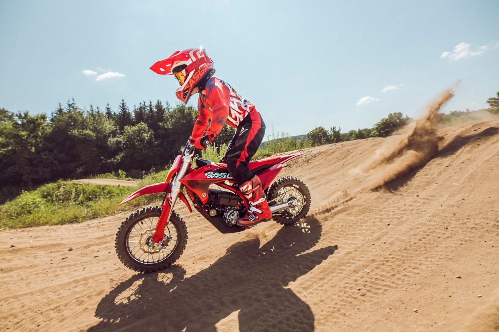 GASGAS REVAMPS ITS AWESOME MC-E 5 ELECTRIC DIRT BIKE! | GASGAS México