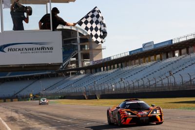 DOUBLE POLE AND DOUBLE VICTORY FOR TRUE RACING | KTM