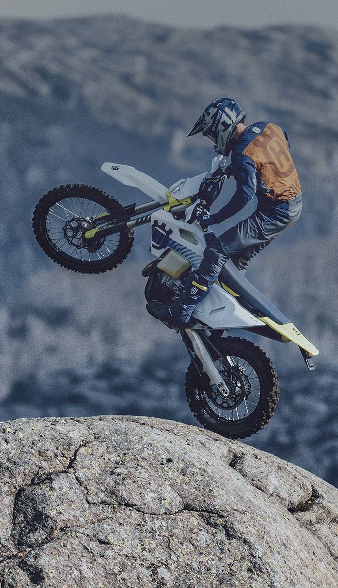 Best Street Legal Enduro Motorcycle: We Review 5 Great Choices