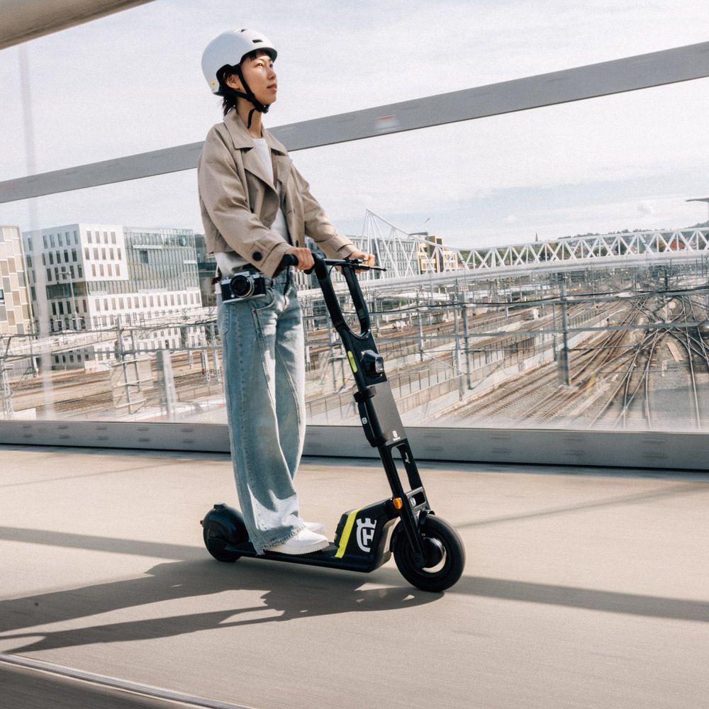 Revolutionize Urban Commuting: Premium Electric Scooters
