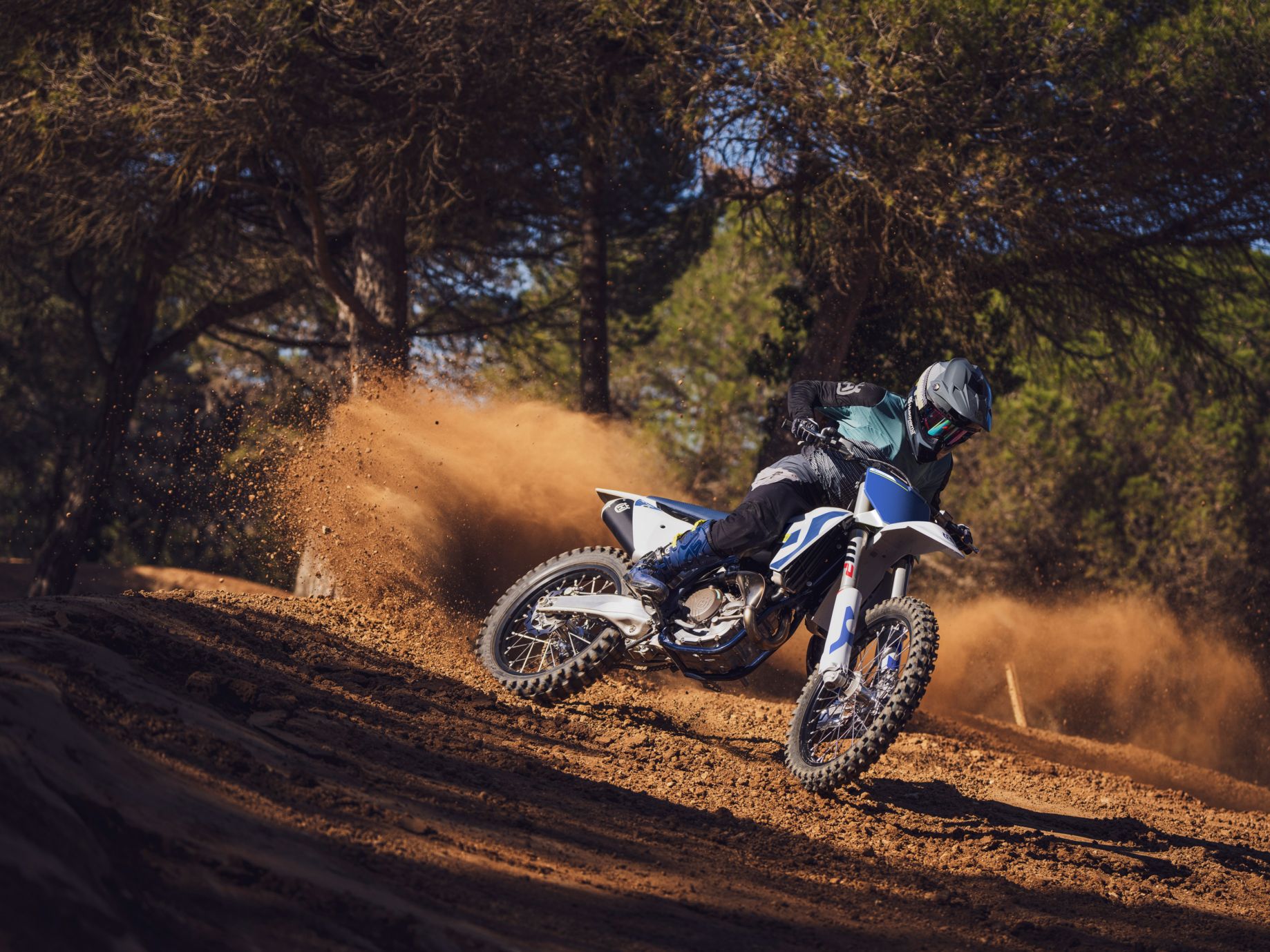 Husqvarna Mobility | Erlebe Premium Motocross-, Enduro- und Street Bikes |  Deutschland